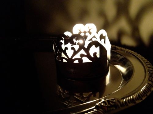 PBR tea light holder lit